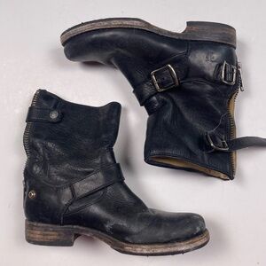 FRYE Veronica Back Zip Black Leather Buckled Short Boot